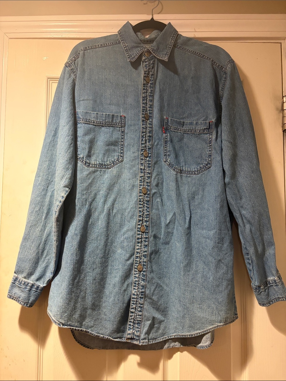 90s Vintage Levi's Denim Button-Up Shirt in Faded Blue *Call out*